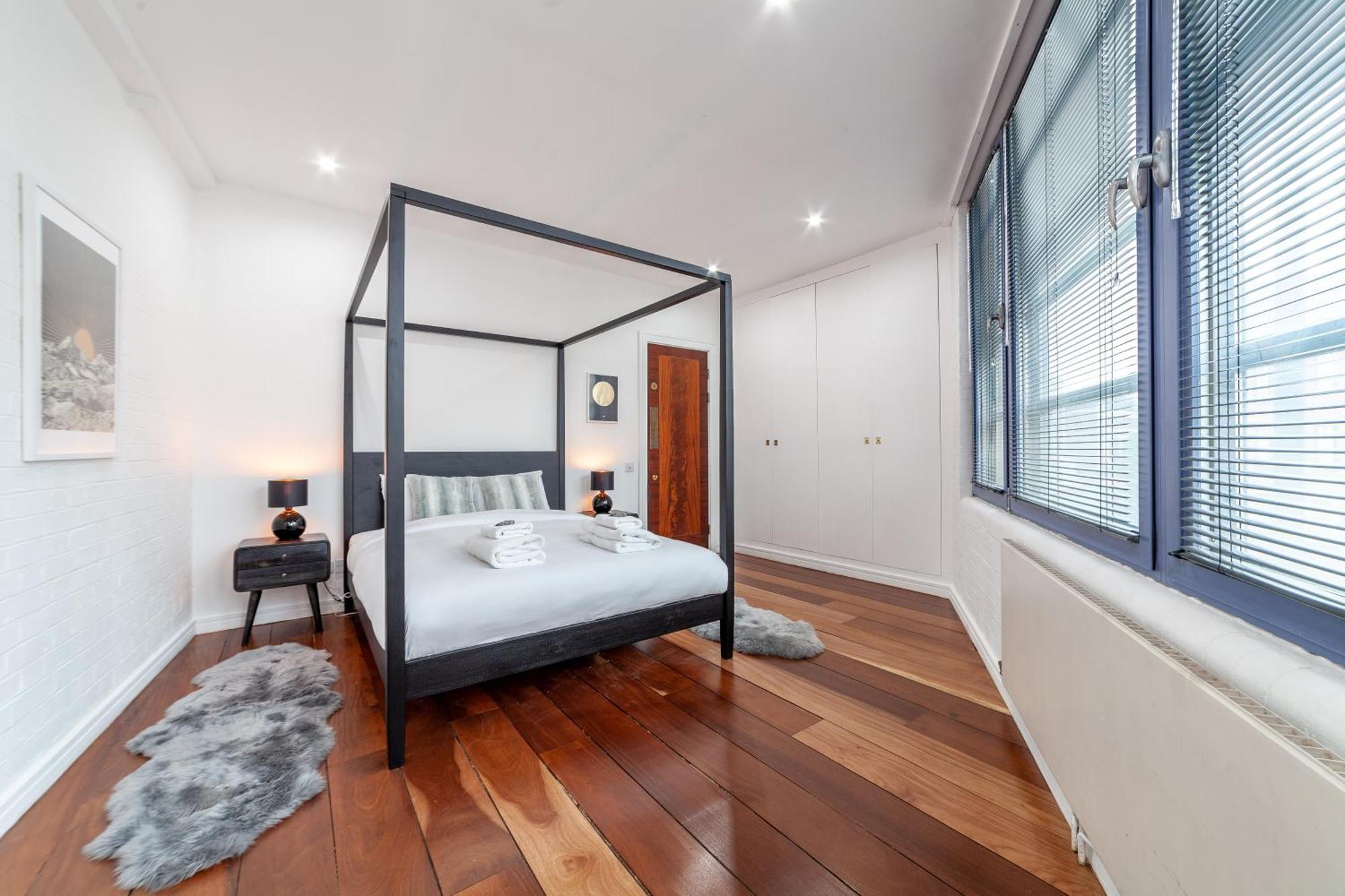 Apartment Penthouse 2br Duplex With Roof Terrace In Shoreditch London