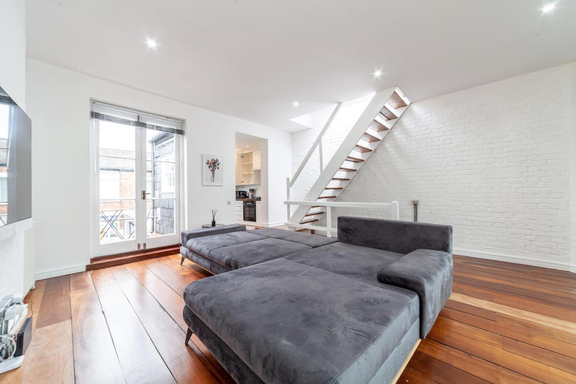 Penthouse 2br Duplex With Roof Terrace In Shoreditch * Londres